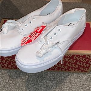 Vans Authentic Skate Sneaker - True White
